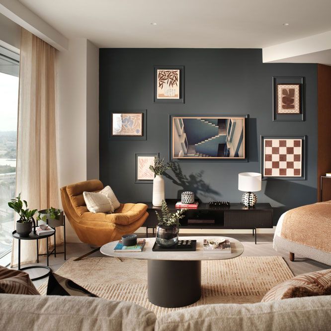Connected to London's business districts, cultural destinations and everyday conveniences.